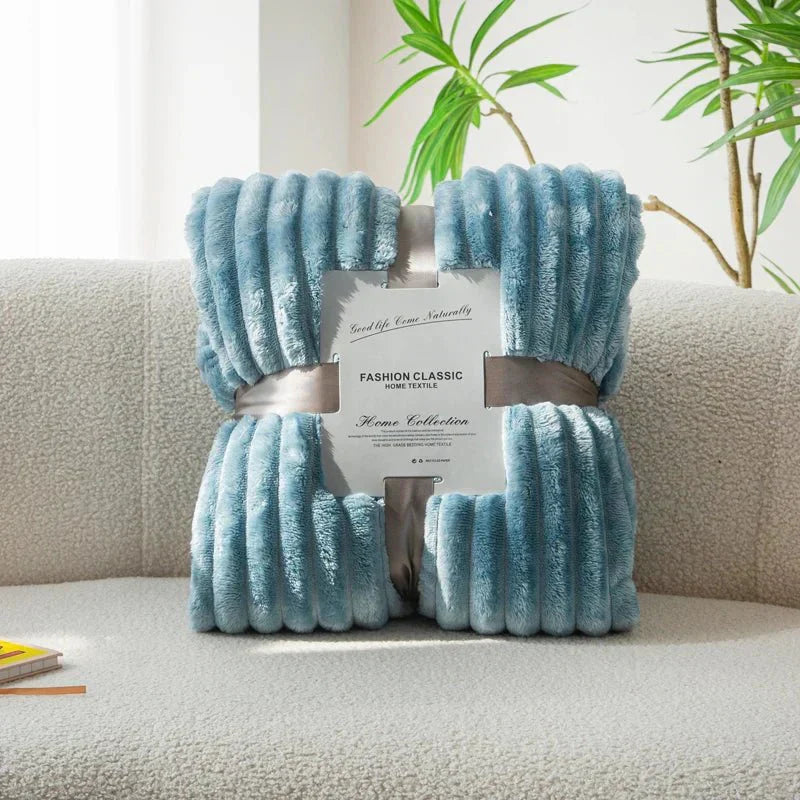 CozyChic - Luxury Flannel Blanket with Wide Stripes