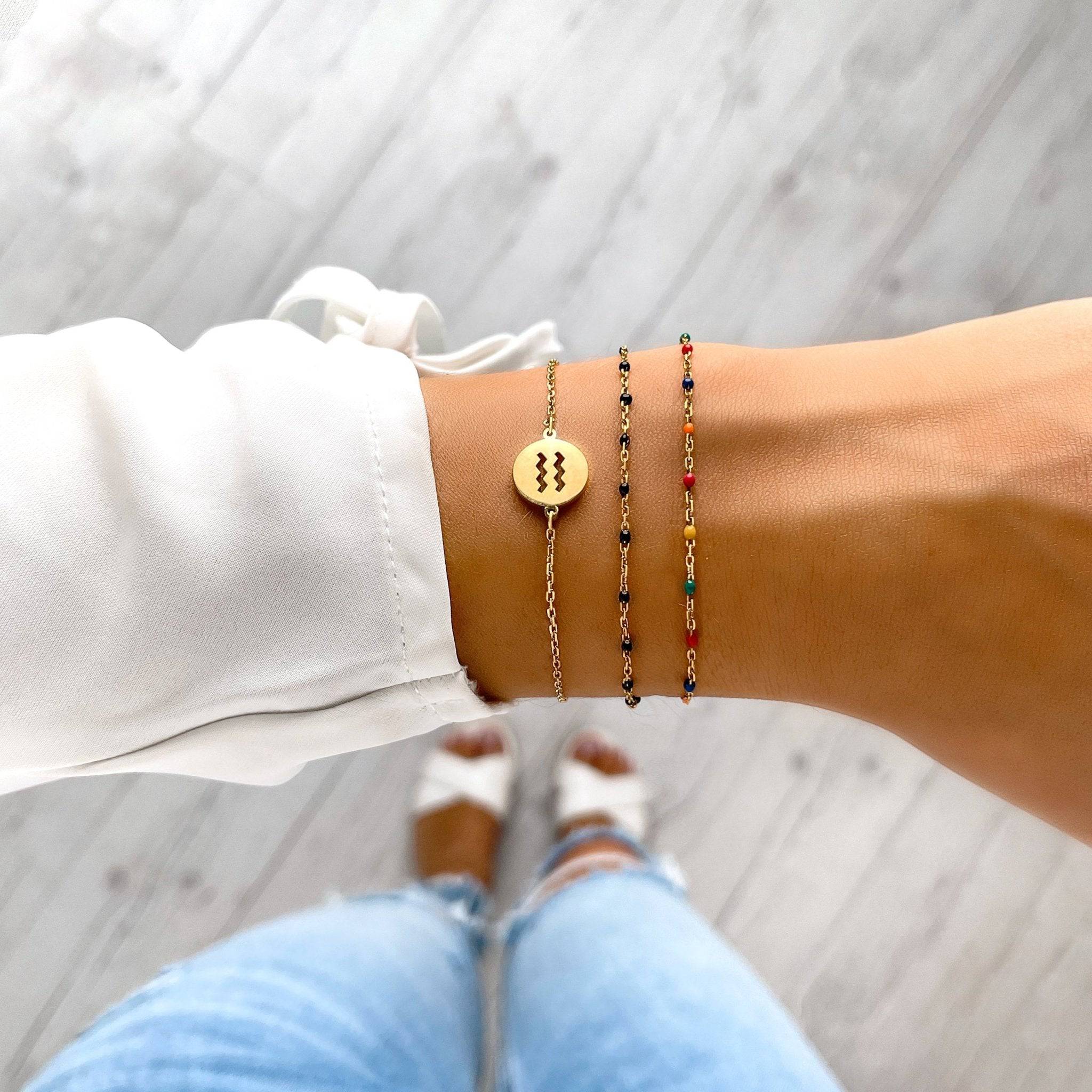Elegant Zodiac Bracelet - Lyra for an Enchanting Look