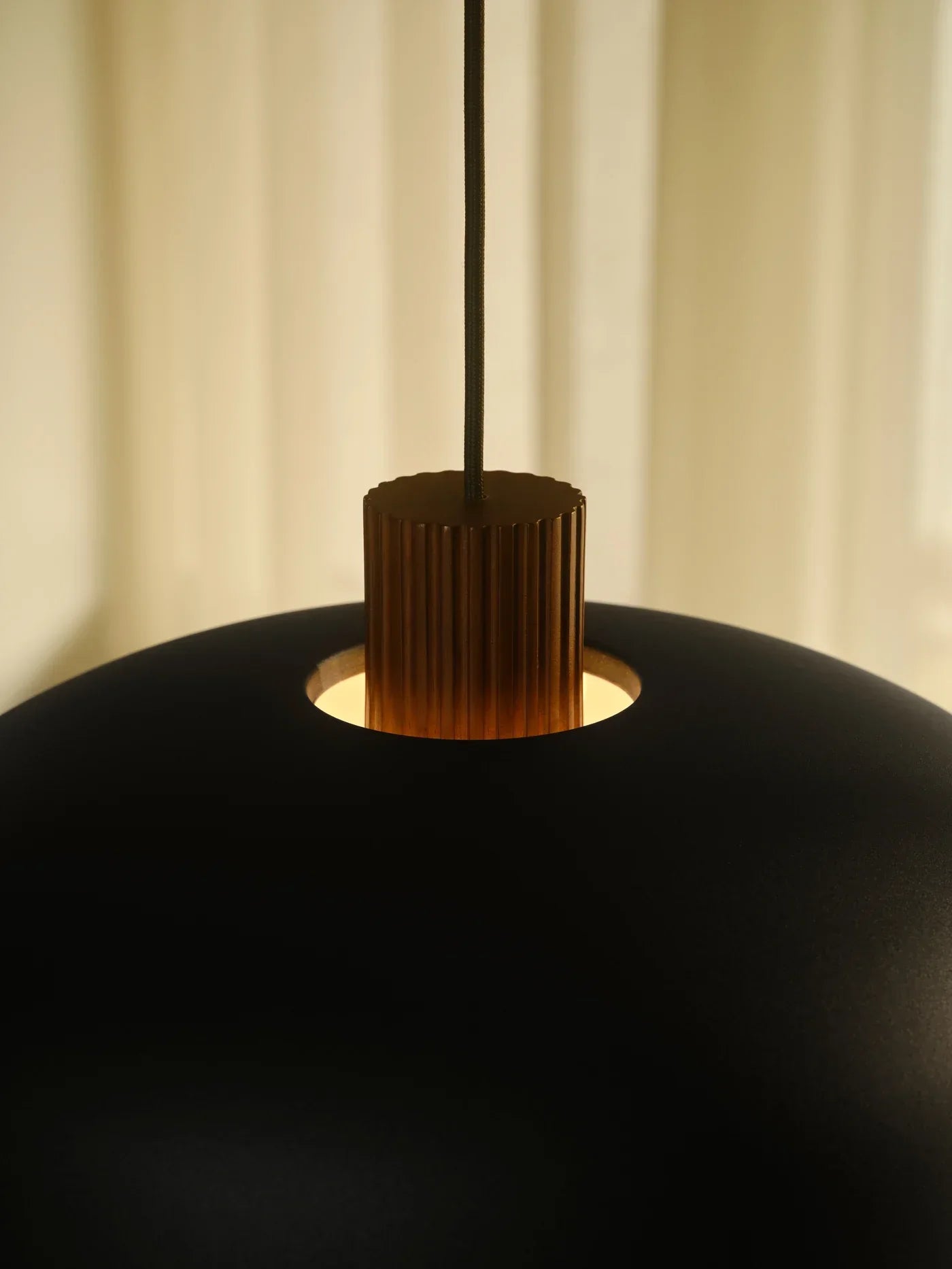 Aurelio Design Light – Black Wooden Pendant Lamp E27